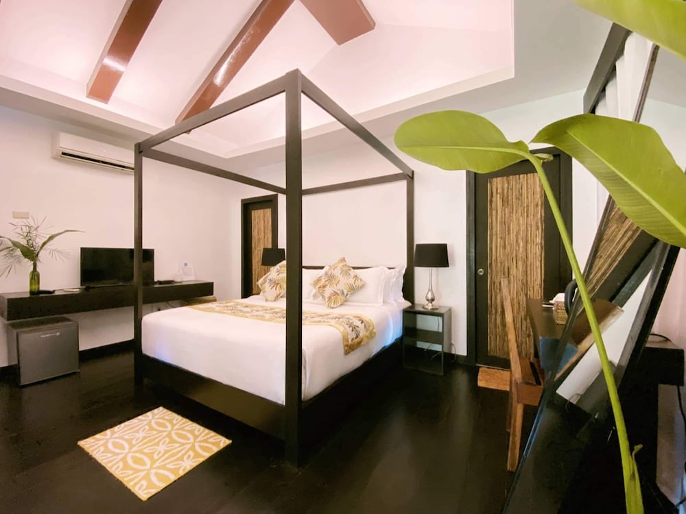 Lio Villas Resort