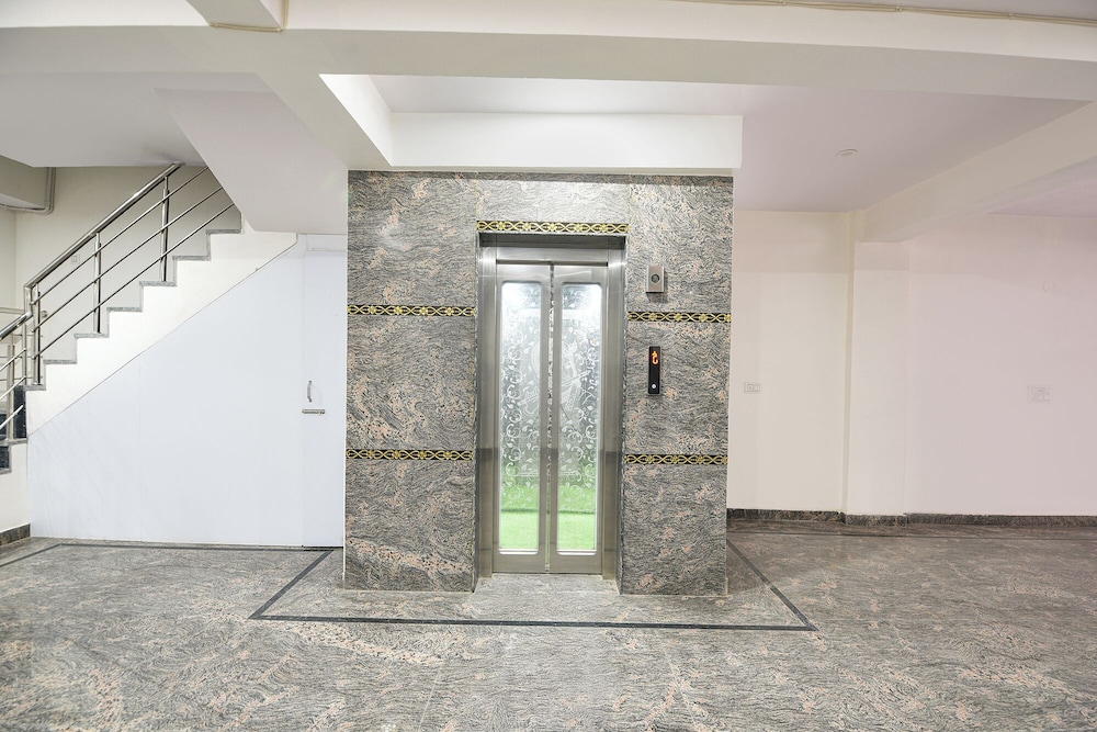 Fabhotel Dd Green Residency
