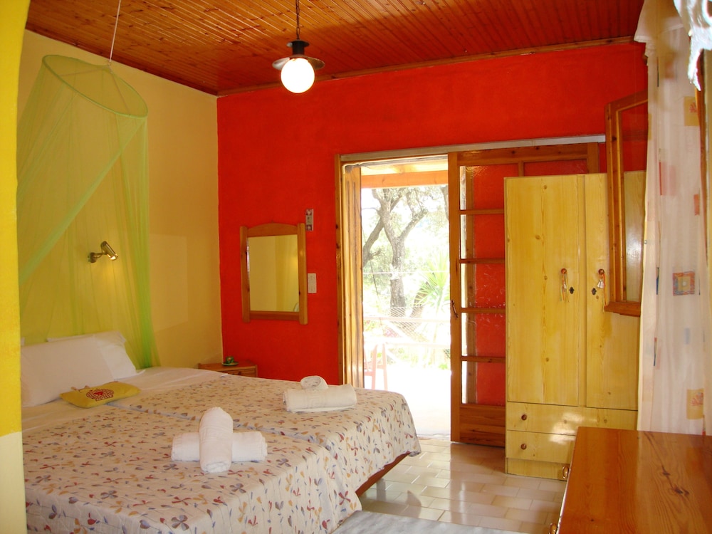 Ipsia Apartments view 3