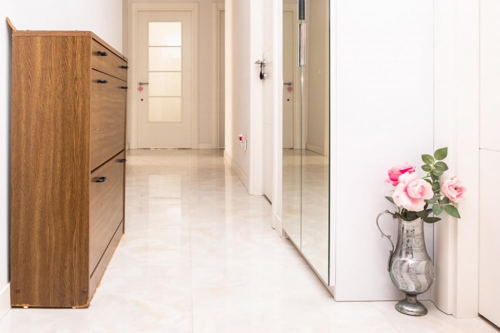 Central Flat Near Trendy Attractions in Kadikoy