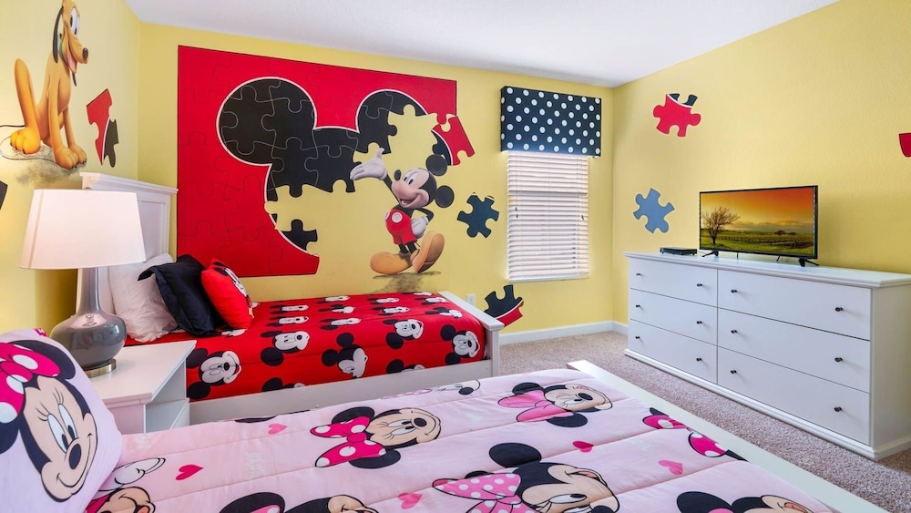 Storey Lake Resort 6 Bedroom Home Themed Bedrooms 6 Home