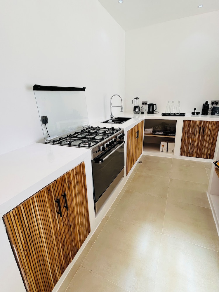 u paradisu villas