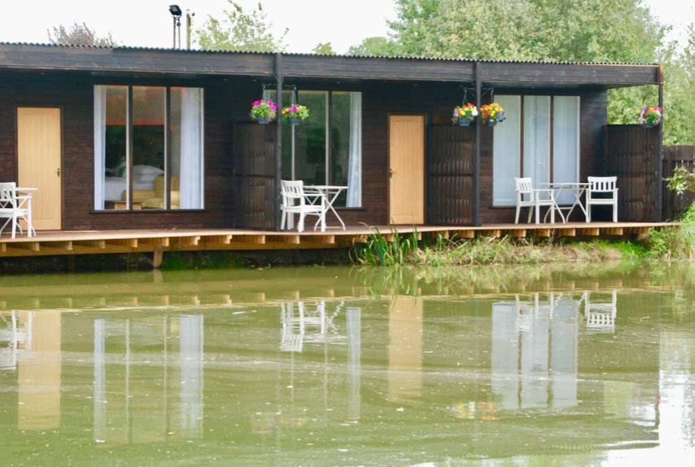 The Waterfront Lodges