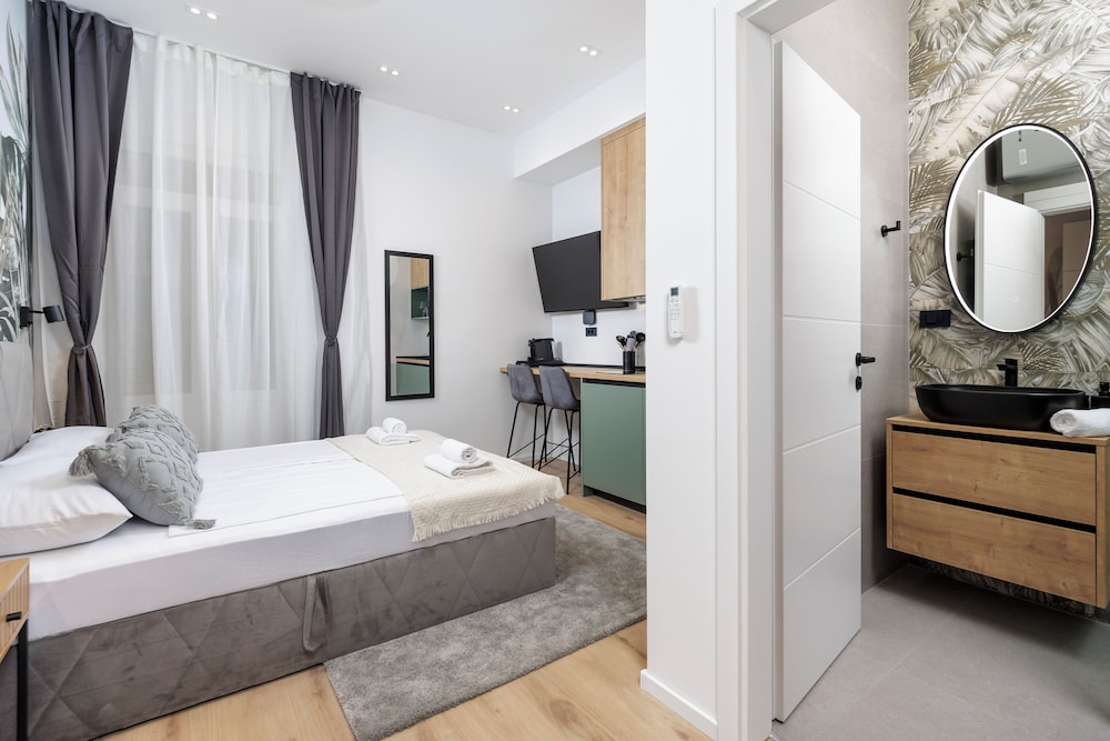 Marvie Apartments