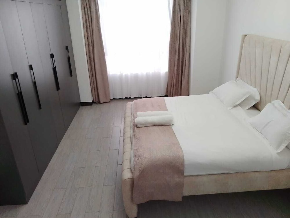 Staroot Residences - Dreamy Retreat