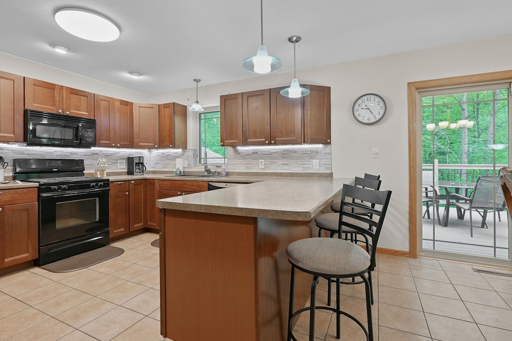 Woodland Escape - Upper Suite