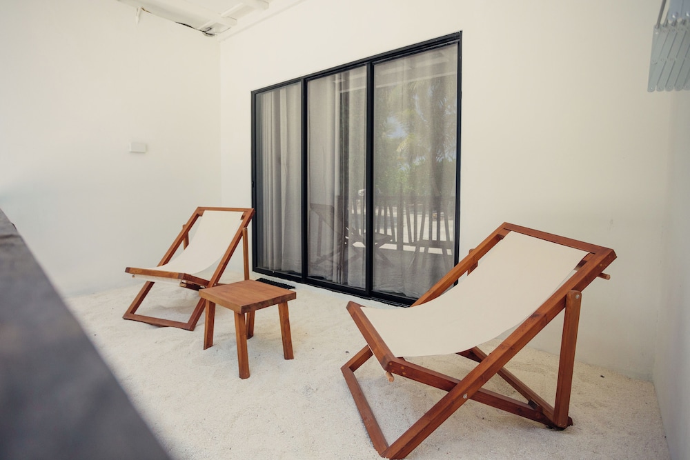 Azul Retreat
