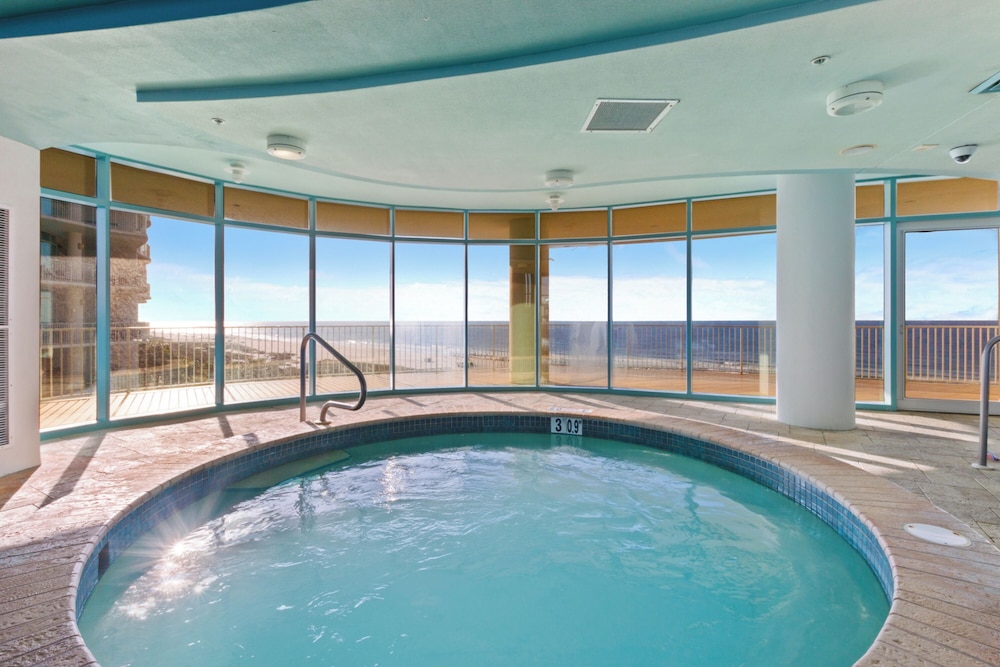 Turquoise Place 2205 C