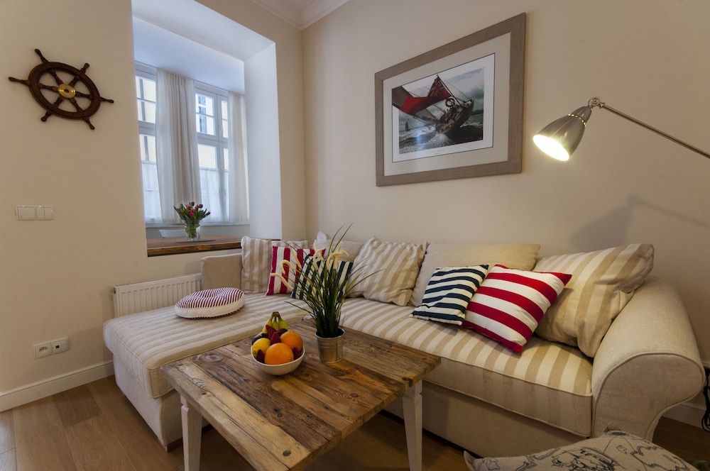Sanhaus Apartments