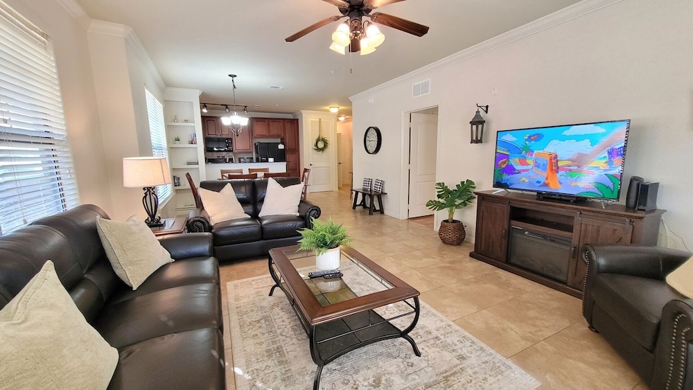 Bp817cp 3bed Condo At Bella Piazza Resort Amenities 3 Bedroom Condo