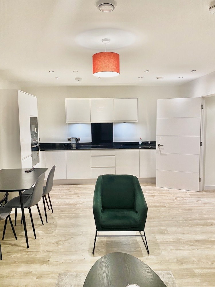 Captivating 2-bed Apartment in London