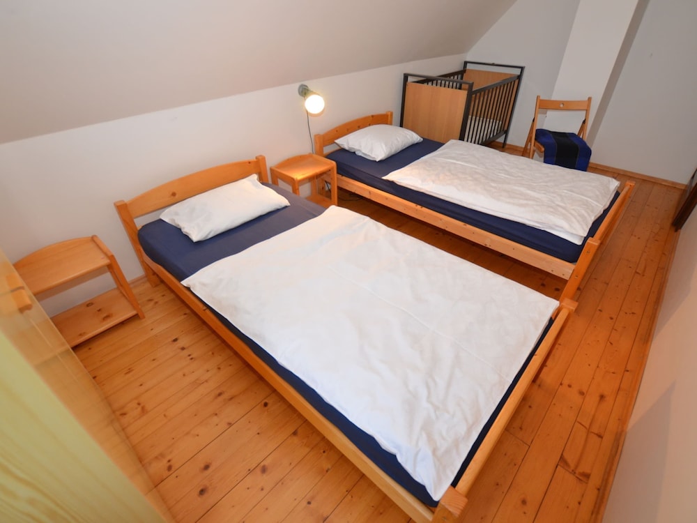 Luxury Chalet in Stupna near Ski Area view 3