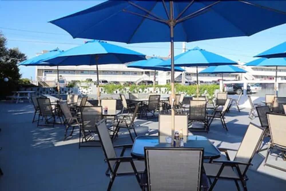 Top Mast Resort