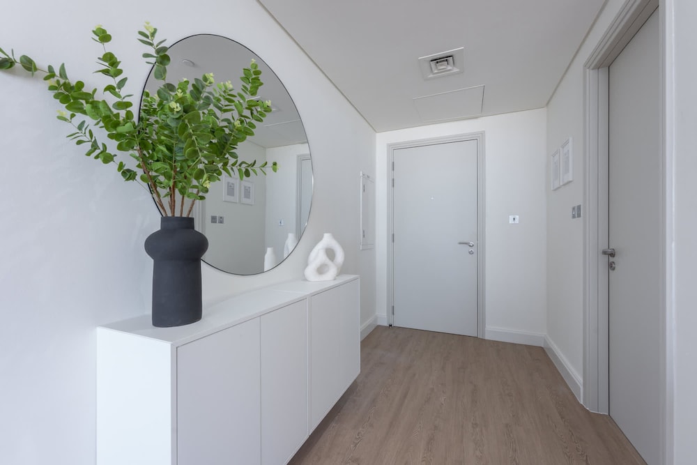Sky Garden s Magnificent 1 Bedroom Apartment Perfect for 4