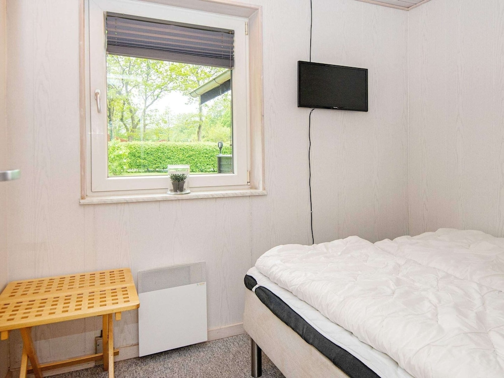 6 Person Holiday Home in Hemmet