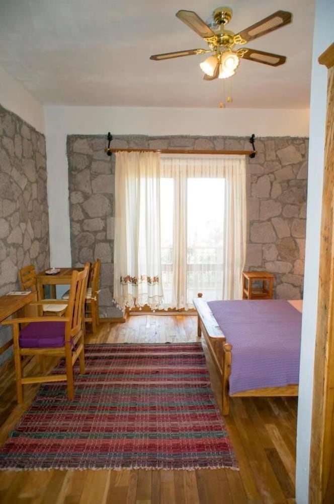 Farmidaya Biotel
