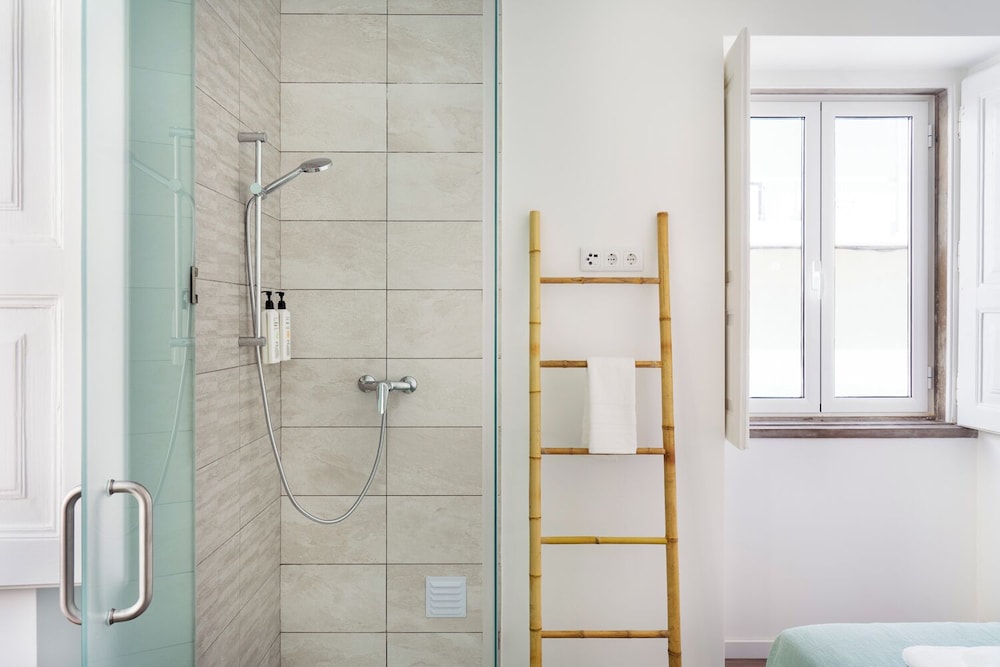 Faro DAZ House by Get Your Stay