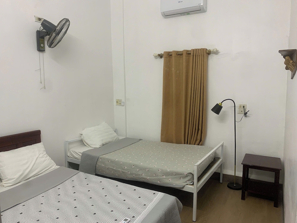 Hoa Lư Old Town House
