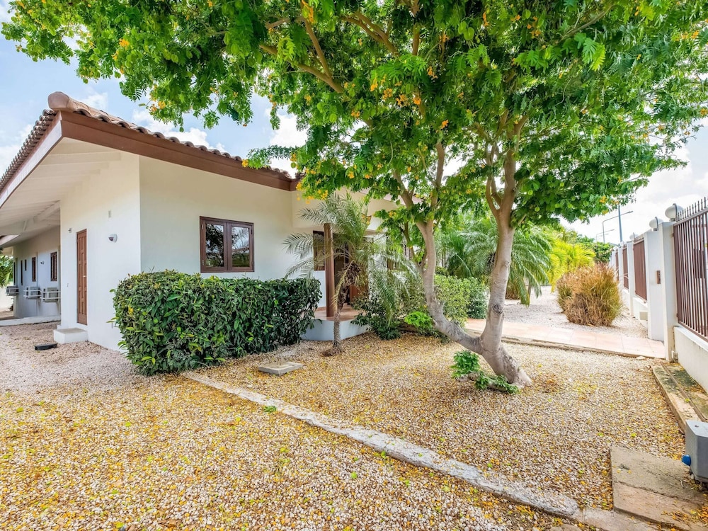 Holiday Villa at Jan Thielstrand in Willemstad