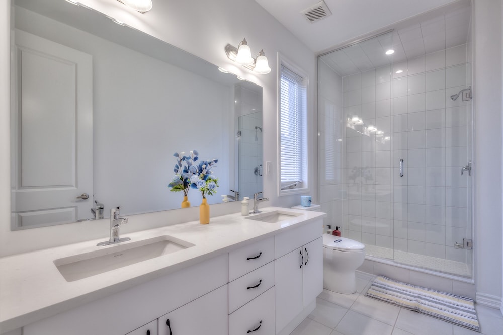 Ajax Suites