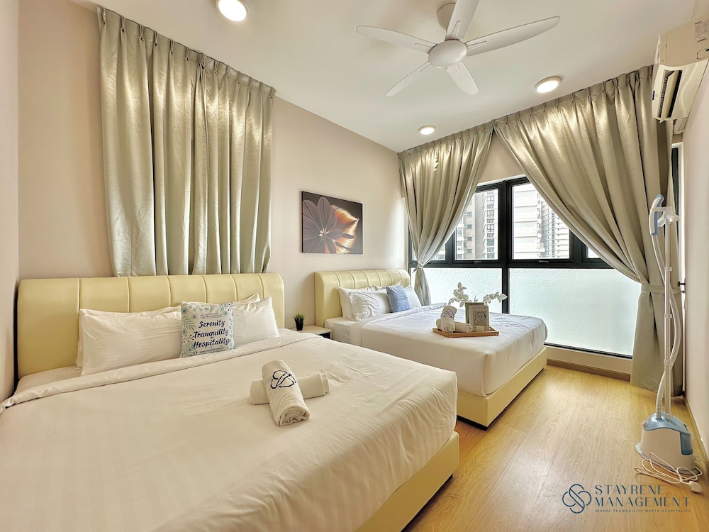 Country Garden Danga Bay Sea View Homestay by Stayrene
