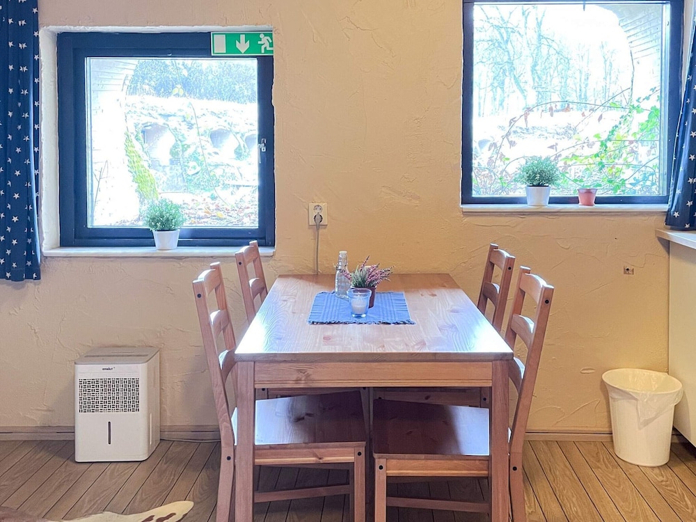 Picturesque Holiday Home in Hoor