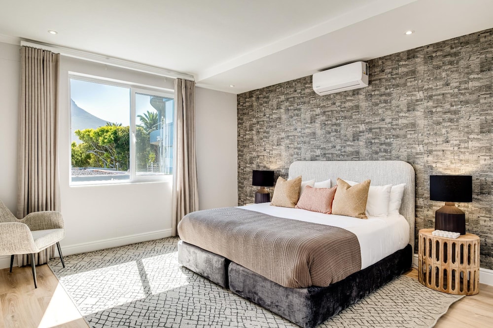 Sea View 3bed Camps Bay Apt Sapphire Tide Pad