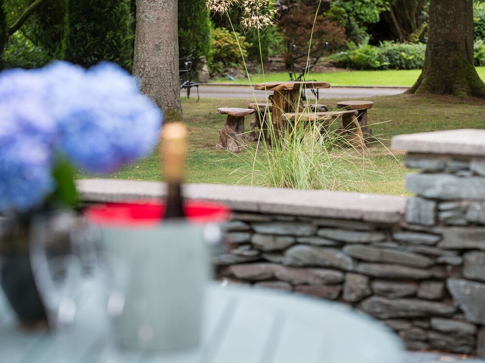 Waterhead Cottage view 3