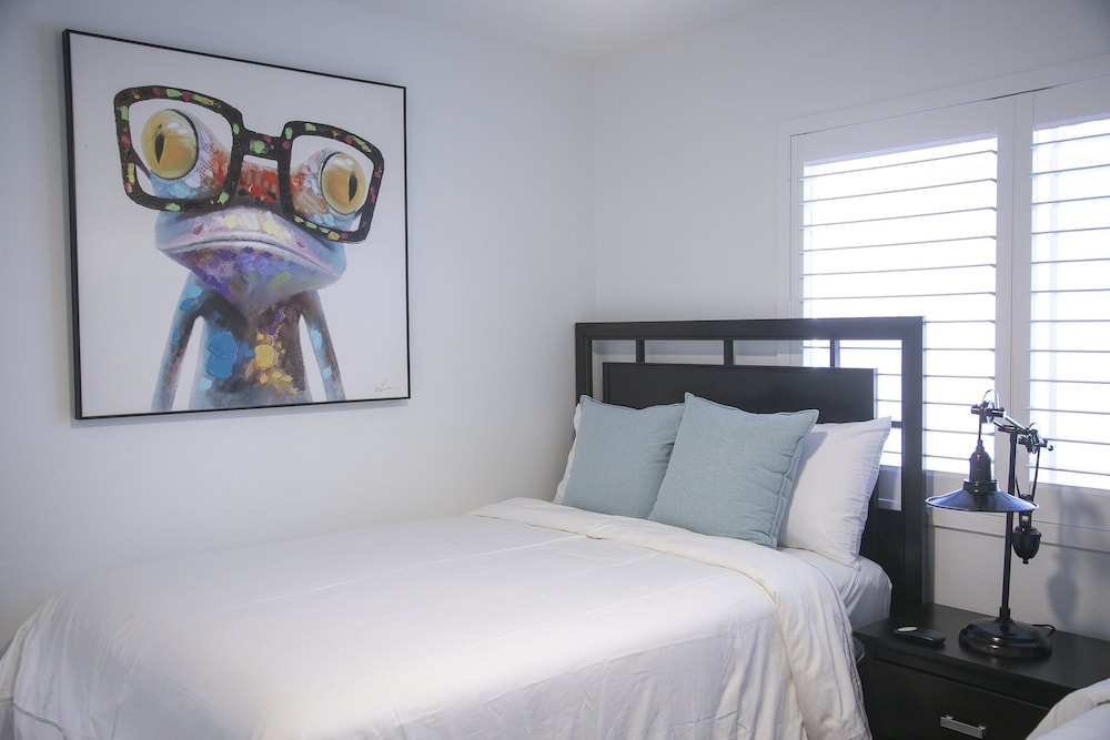 Desert Oasis Retreat Palm Meadows Gem 3 Bedroom Home