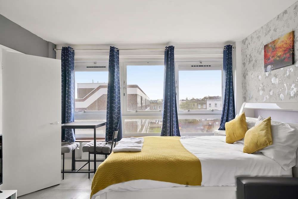 Impeccable 1-bed Apartment in London