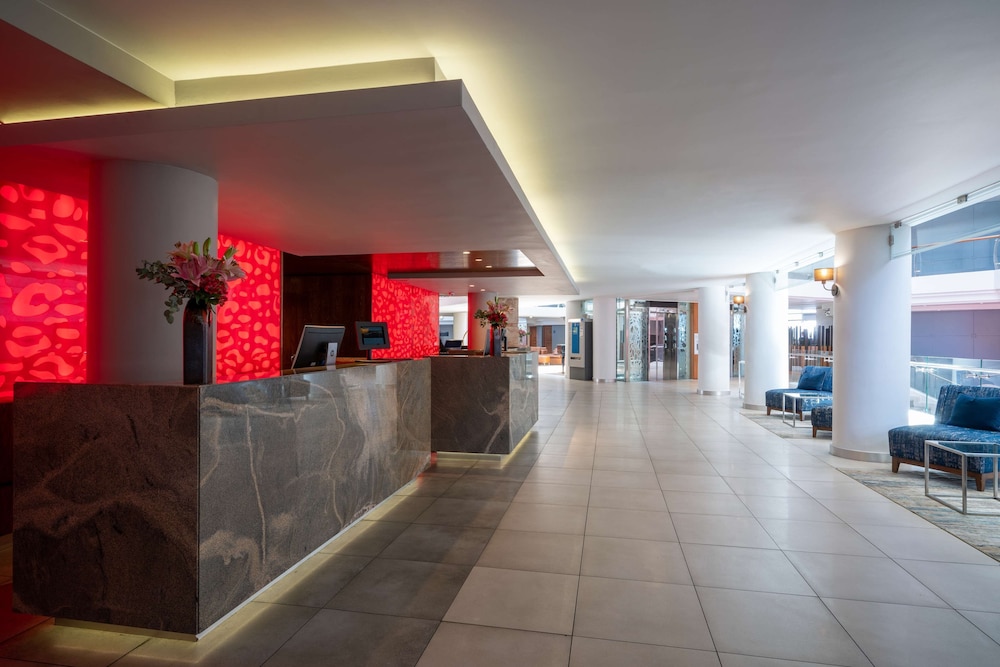 Radisson Collection Hotel, Waterfront Cape Town 7