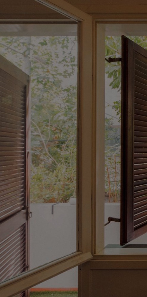 Sunlit Balcony & Coastal Charm by Sea N' Rent