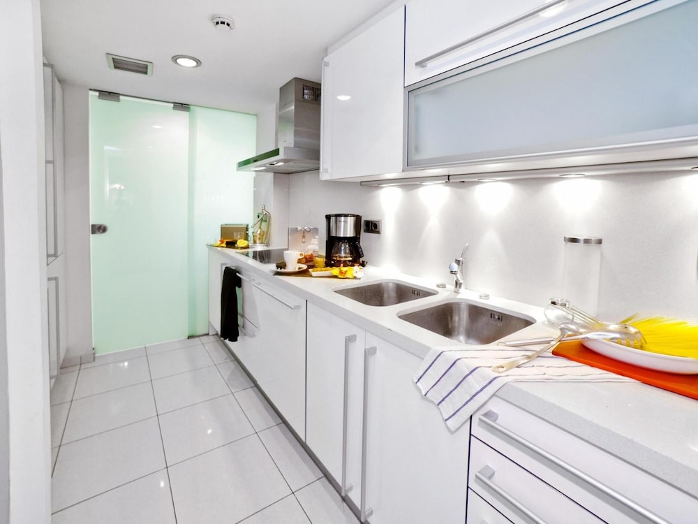 Victoria City Center 1 Downtown Luxury Duplex