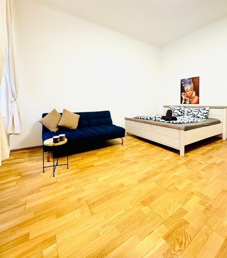 Affordable Stay Walk to Stadthalle