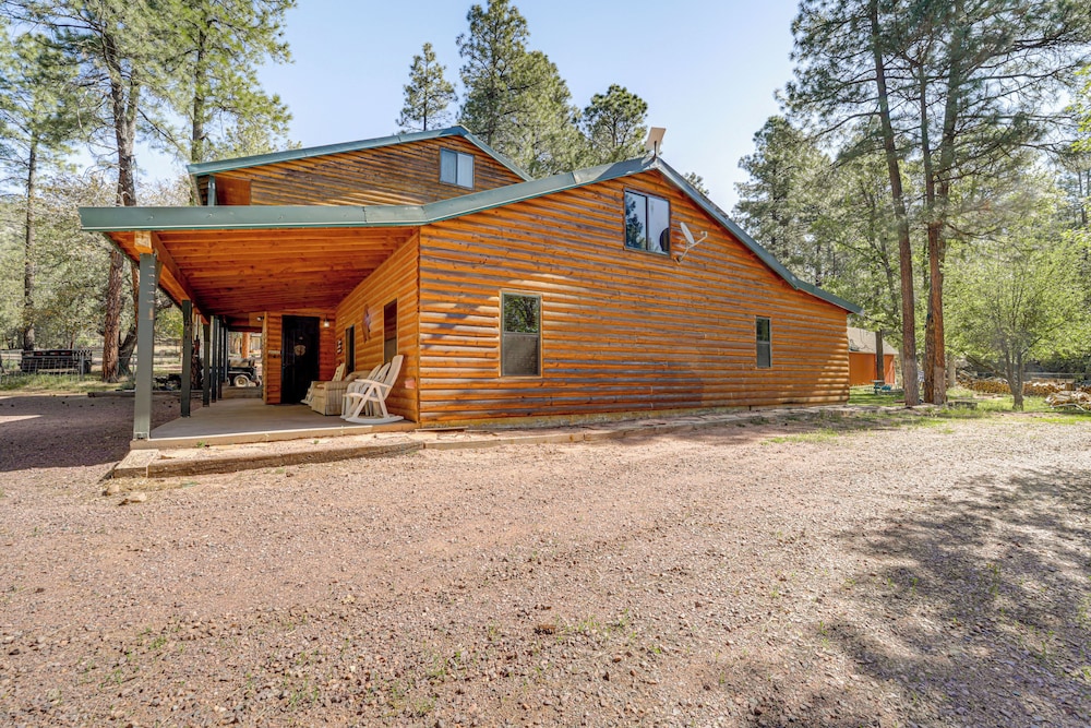 Game Nights in Pine's Winter Woods: Cozy Cabin
