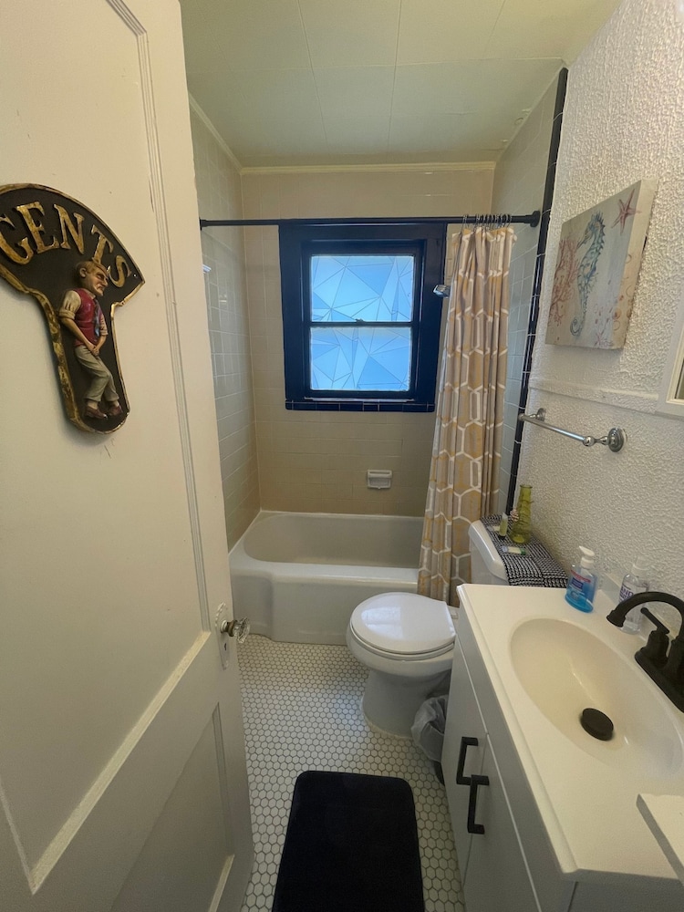 1BR Coastal Escape