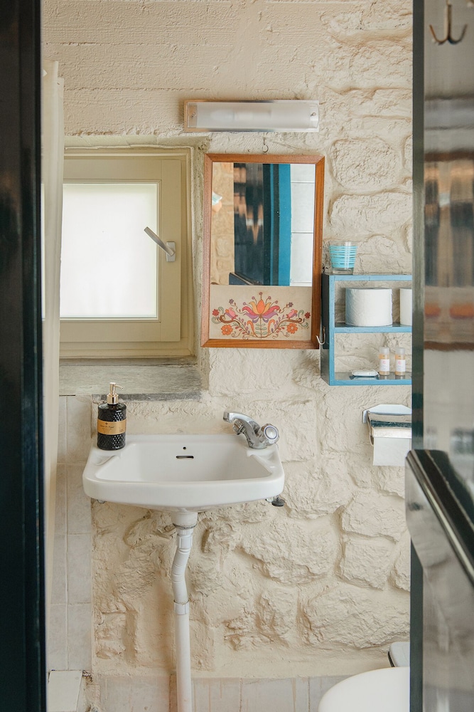 Aegina Town The Stone House photo 5