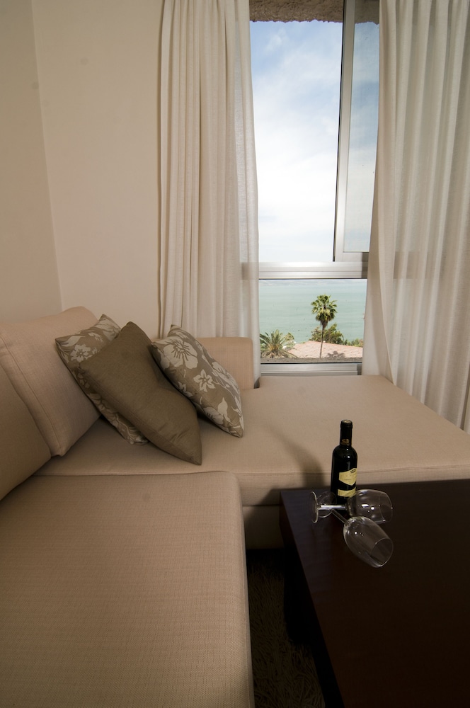 Tiberias Vacations - Arazim Complex - Property Image 8
