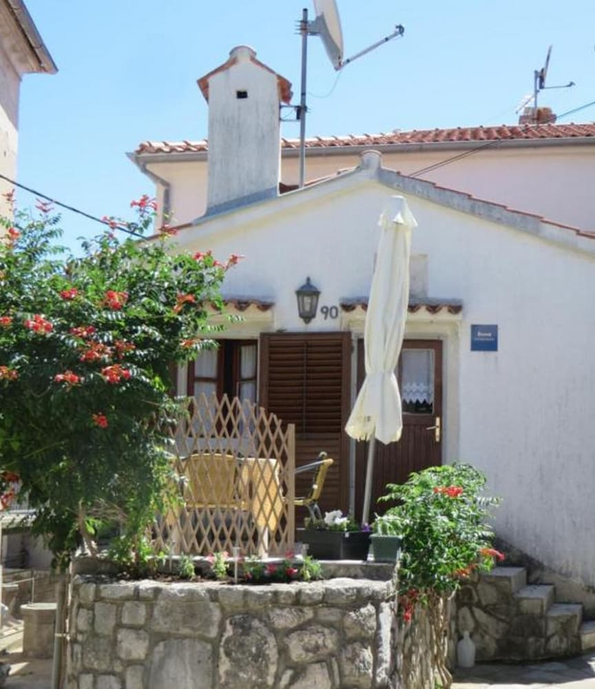 Zora Holiday Home view 4