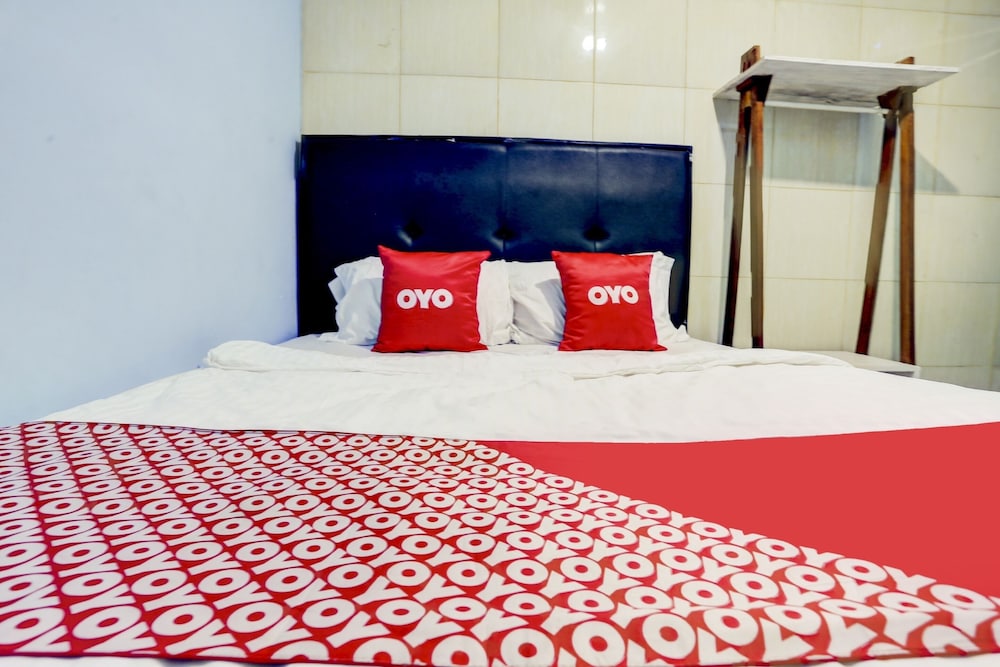 OYO 94908 Demang Kostel