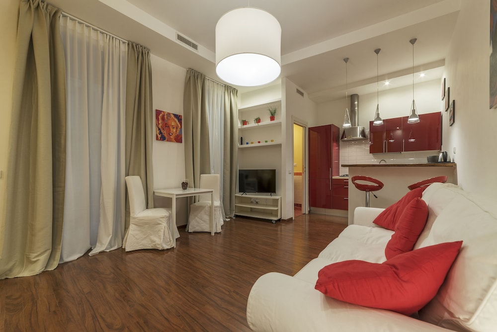 Castro Pretorio & Sallustiano Lovely Flat