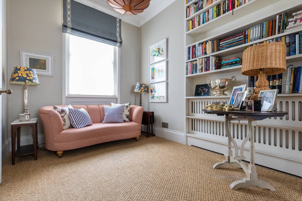 Alderney Street V by Onefinestay