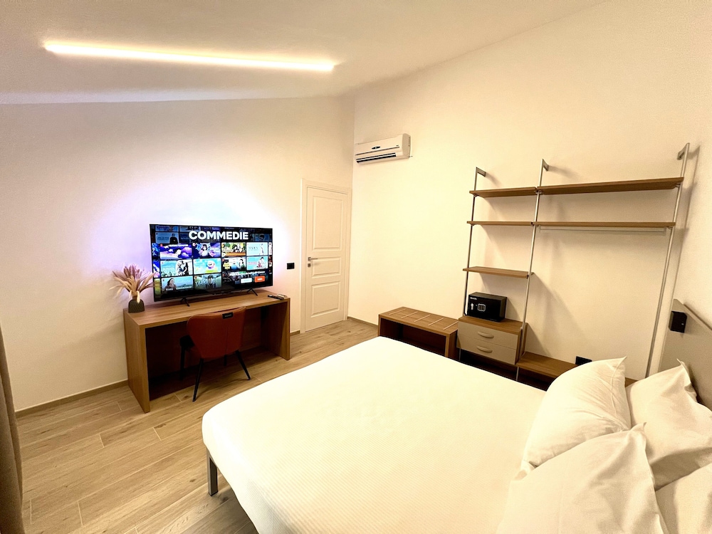 5 Terre hub suite