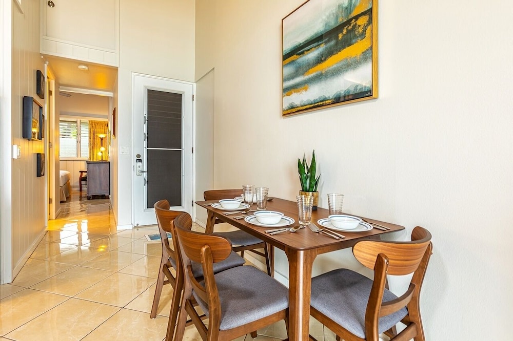 Hale Kai by Coldwell Banker Island Vacations