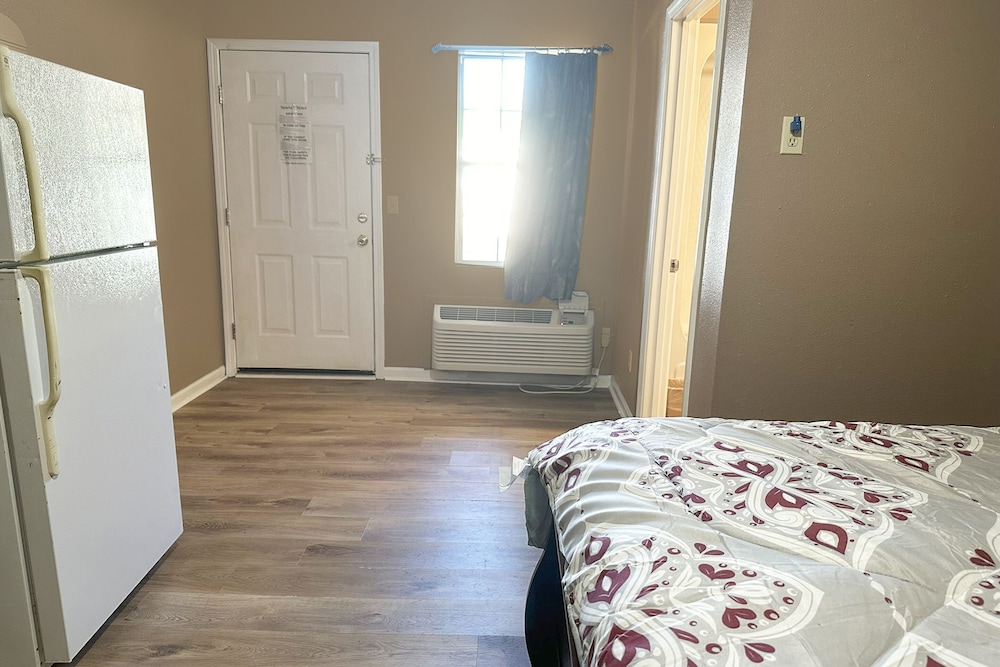 Sparta Seven Motel By OYO near Milledgeville - Property Image 51