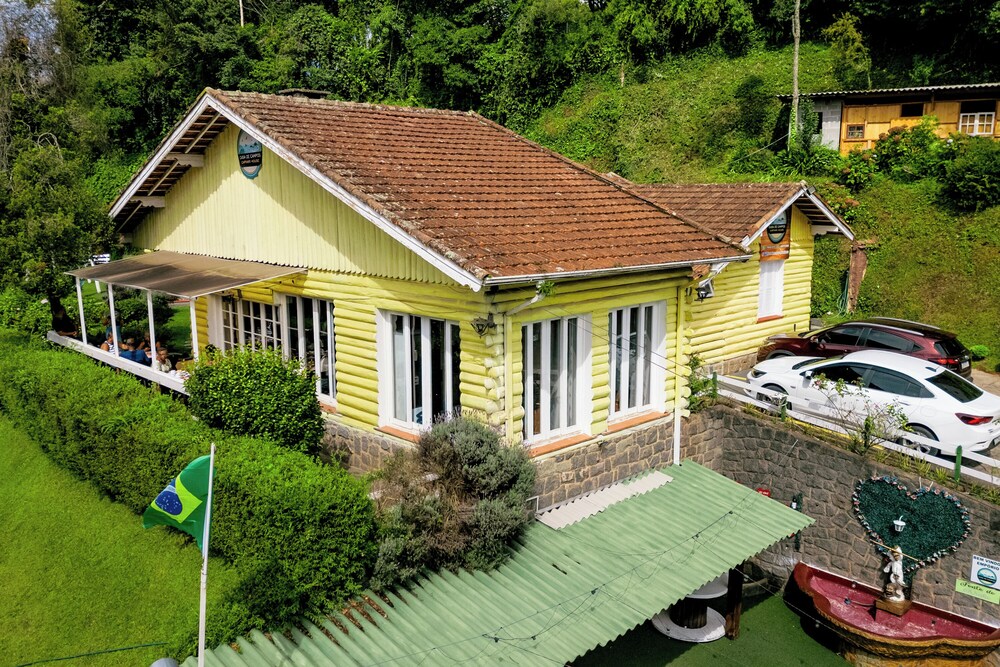 VELINN Casa de Campos Capivari House