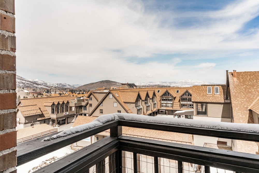 The Loft at Mountain Village by All Seasons Resort Lodging
