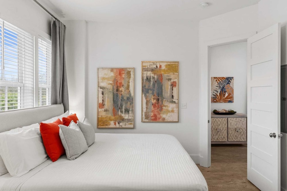 The Flying Pig by Avantstay Private Pool + EV Charger Blue Mountain Luxury