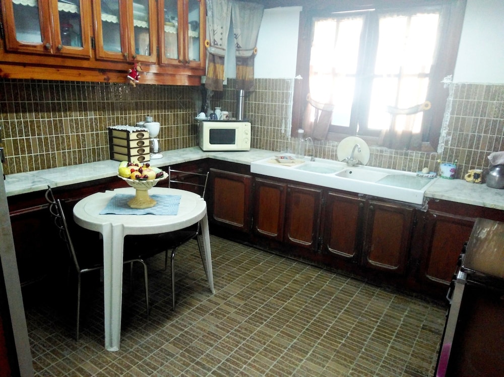 AliWali Room near Airport Tunis Carthage