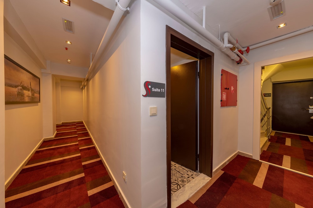 Feri Suites - Image 63